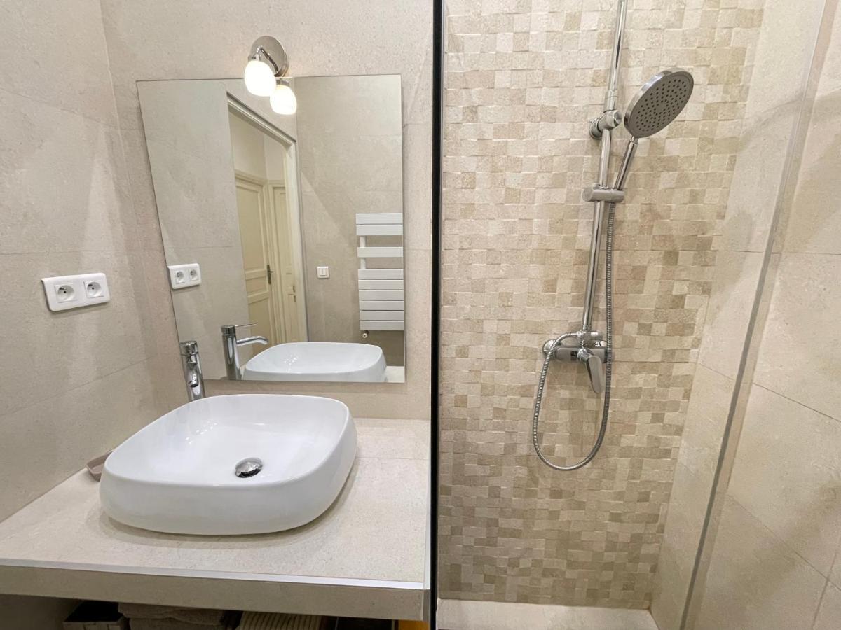 Nice Renting - Penchienatti - Spacious Apartment - 2 Bedrooms - King Bed - View Heart Of Nice Exterior photo